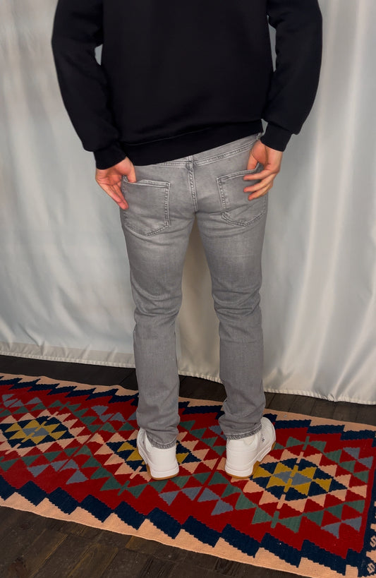 Regular Jean