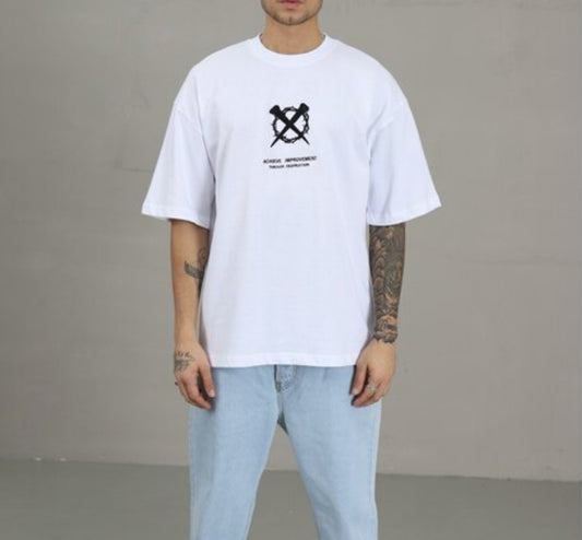 Kılıç Nakışlı Oversize Tişört
